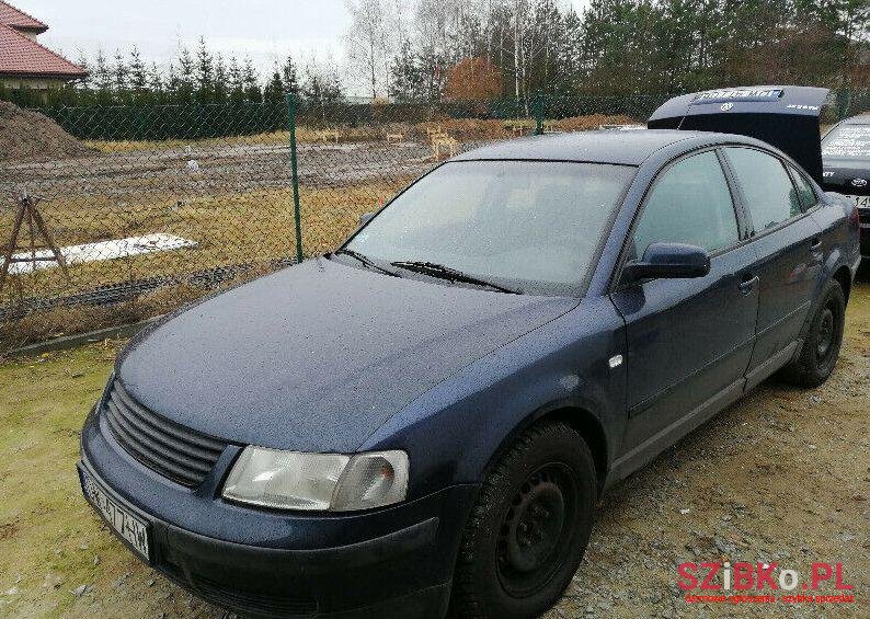 1997' Volkswagen Passat photo #1