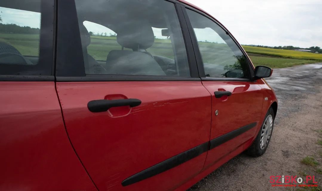 2005' Fiat Stilo photo #5