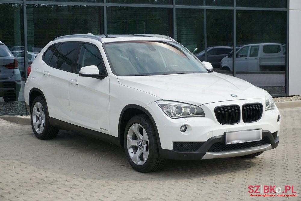 2013' BMW X1 Xdrive18D photo #3