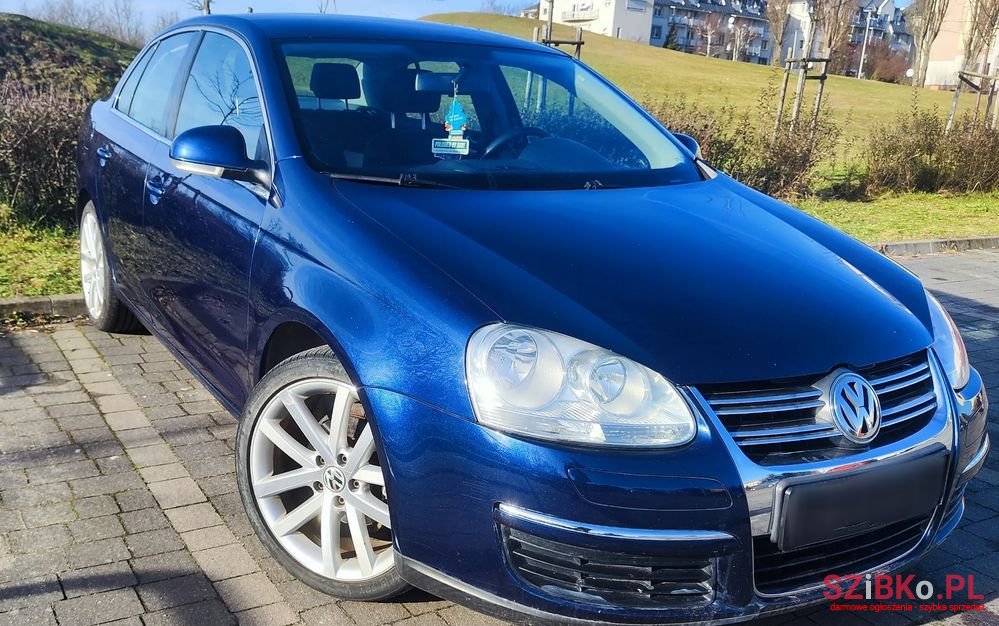 2006' Volkswagen Jetta 1.6 Comfortline photo #1