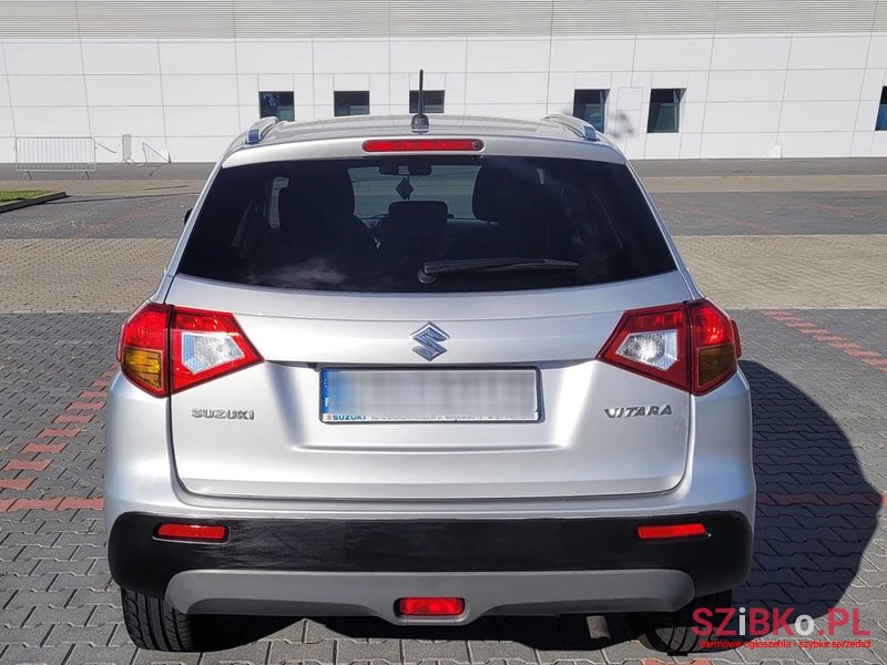 2015' Suzuki Vitara 1.6 Elegance 2Wd photo #4