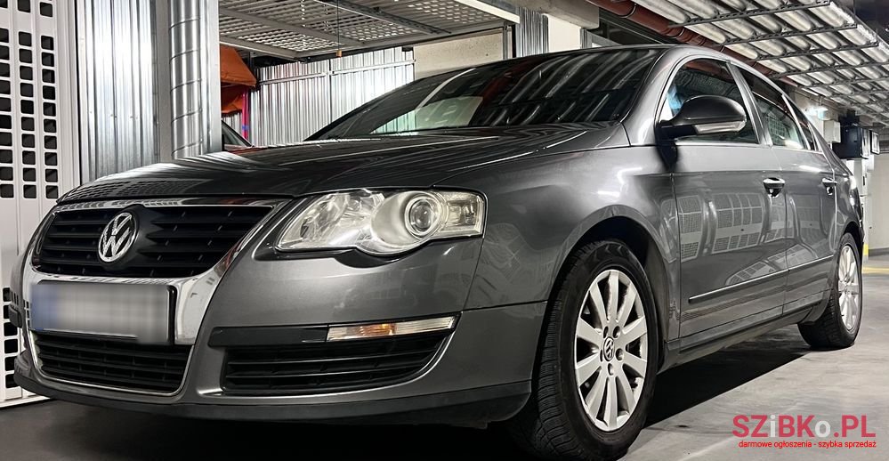 2007' Volkswagen Passat photo #4