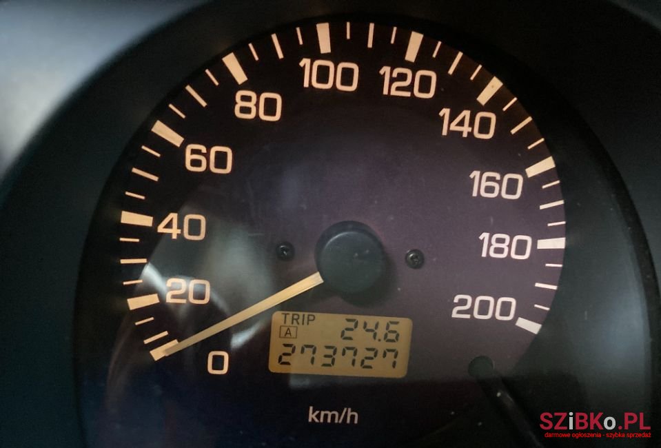 2001' Mitsubishi Pajero photo #6