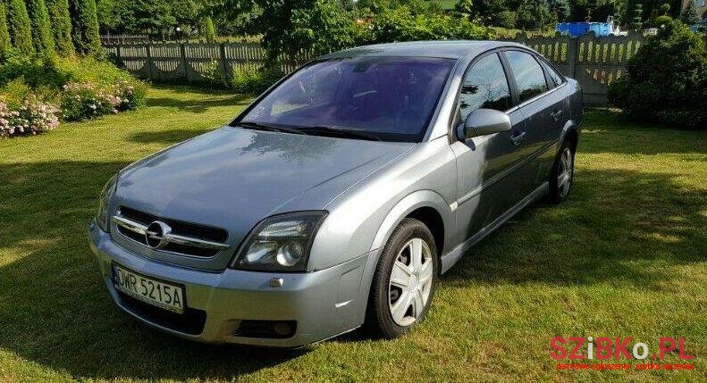 2004' Opel Vectra photo #1