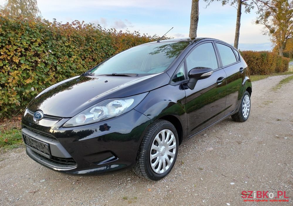 2009' Ford Fiesta photo #1