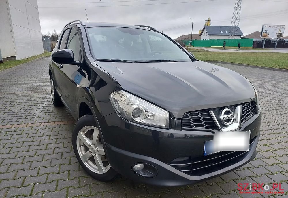 2011' Nissan Qashqai 1.6 Tekna photo #2