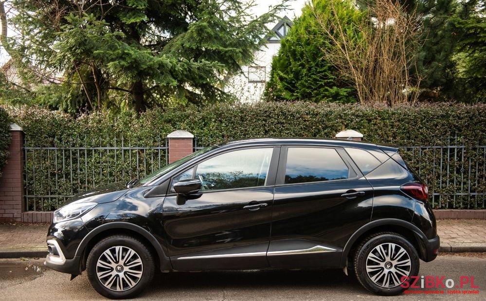 2019' Renault Captur photo #3
