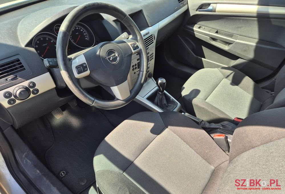 2007' Opel Astra 1.6 Cosmo photo #6