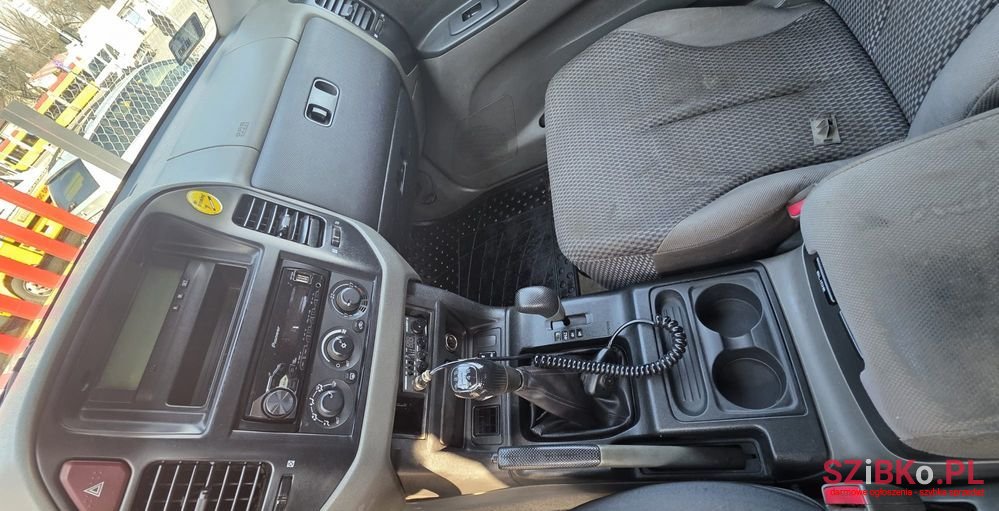 2000' Mitsubishi Pajero photo #6