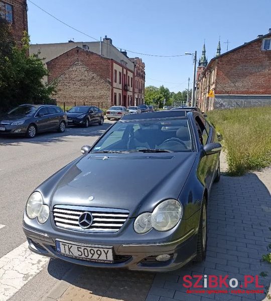 2005' Mercedes-Benz Klasa C photo #2