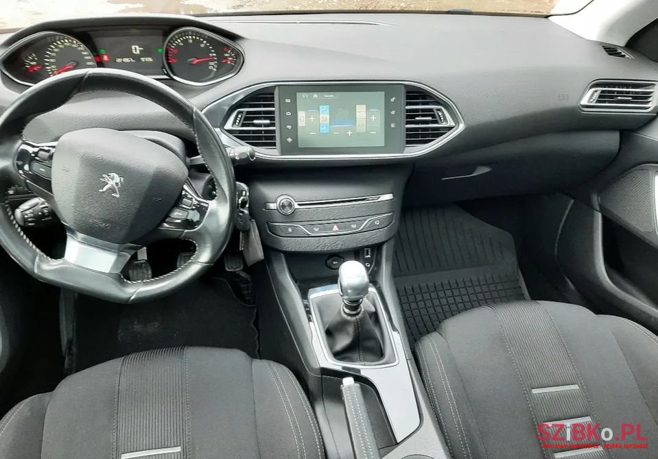 2014' Peugeot 308 photo #4