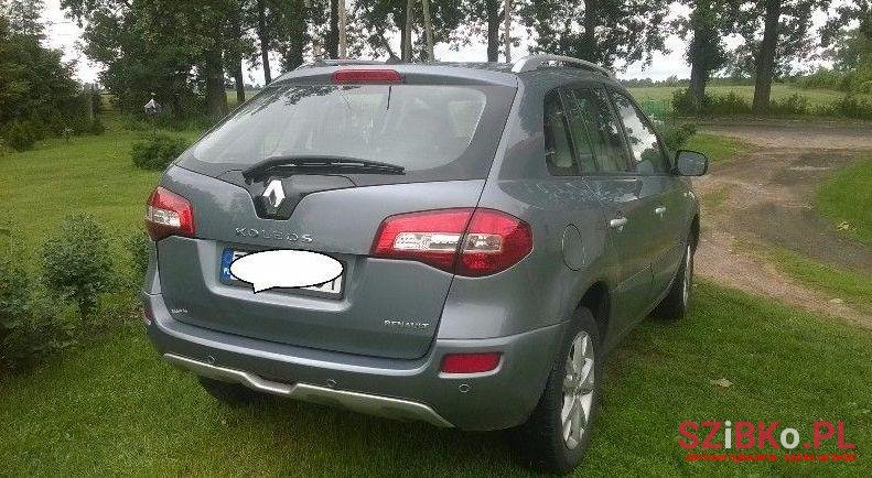 2008' Renault Koleos photo #2