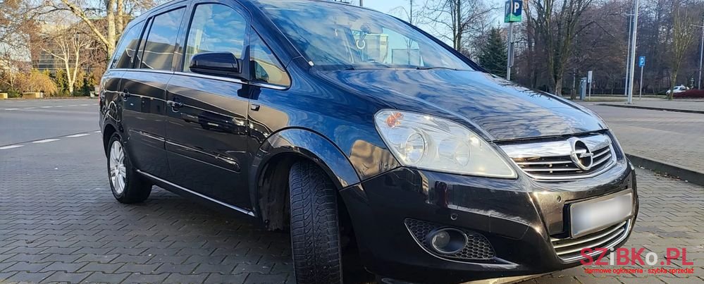2008' Opel Zafira 1.7 Cdti Cosmo photo #4