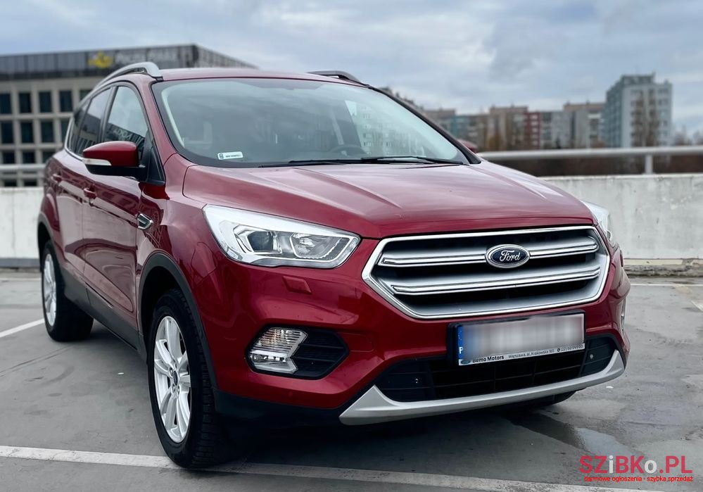 2017' Ford Kuga photo #1