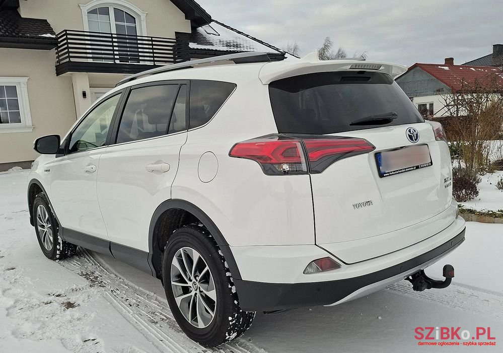 2018' Toyota RAV4 photo #6