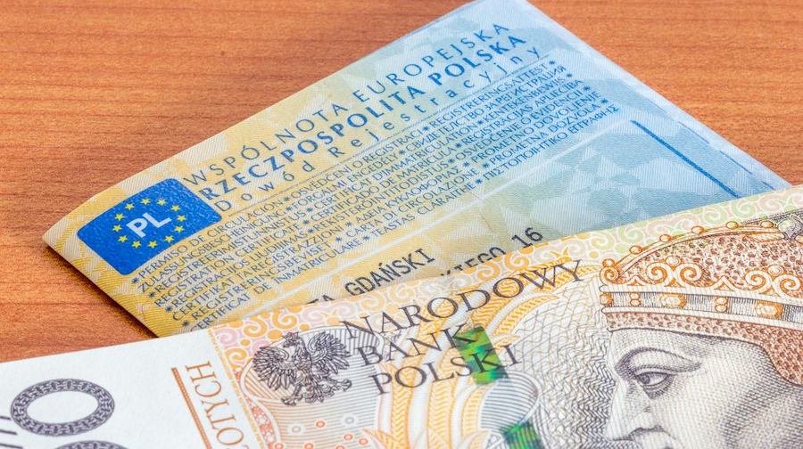 Opony, szyba, a nawet fotel. Lista usterek, które mogą zatrzymać cię przed dalszą jazdą