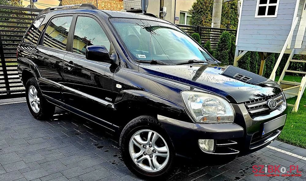 2005' Kia Sportage photo #3