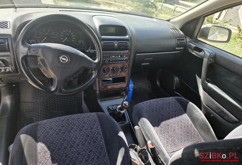 1998' Opel Astra 1.6 Gls photo #3