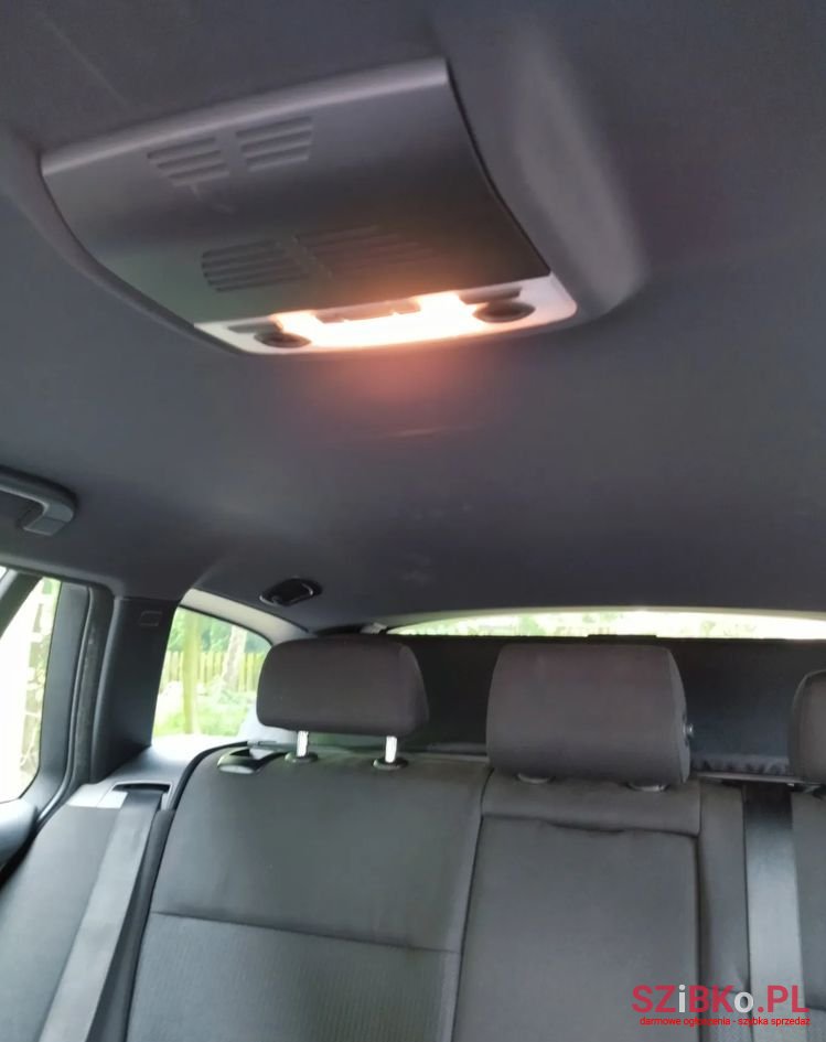 2008' BMW 3 Series 318D photo #3