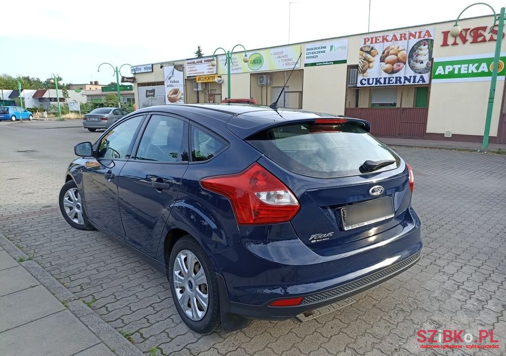 2011' Ford Focus 1.6 Tdci Trend photo #4