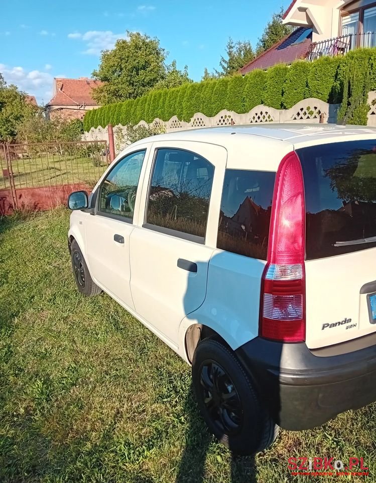 2011' Fiat Panda photo #4