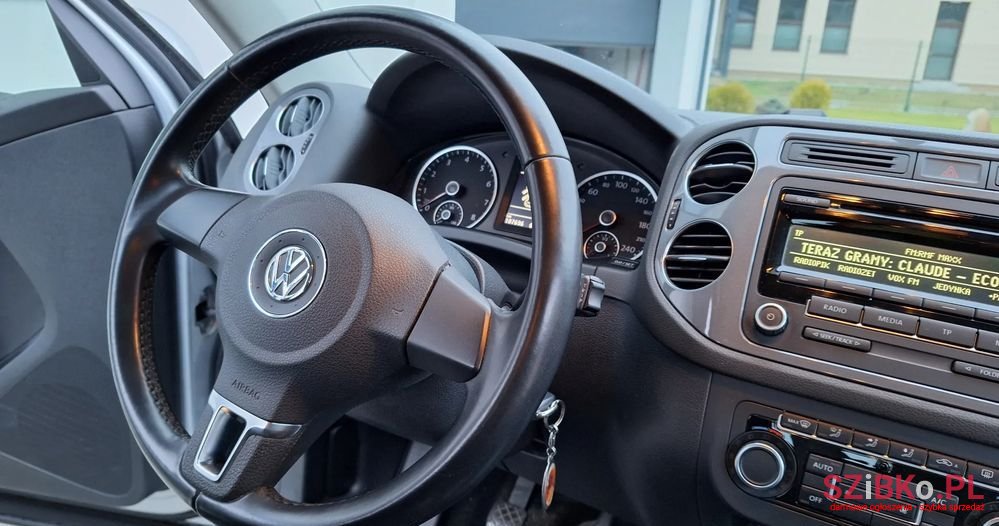 2014' Volkswagen Tiguan photo #6