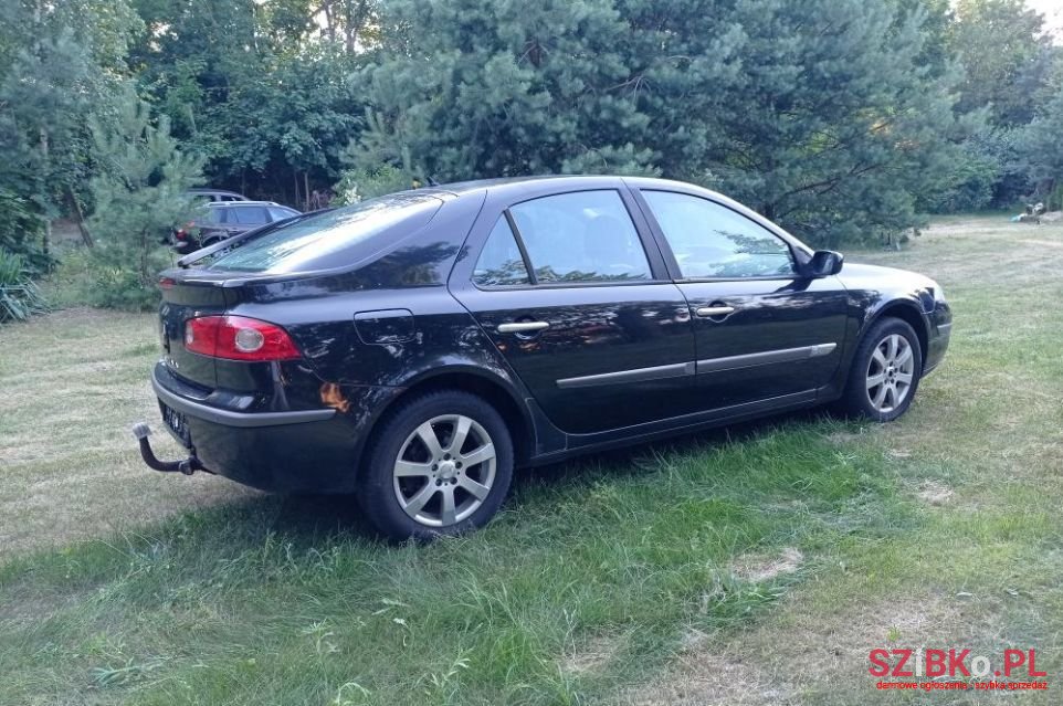 2008' Renault Laguna photo #4