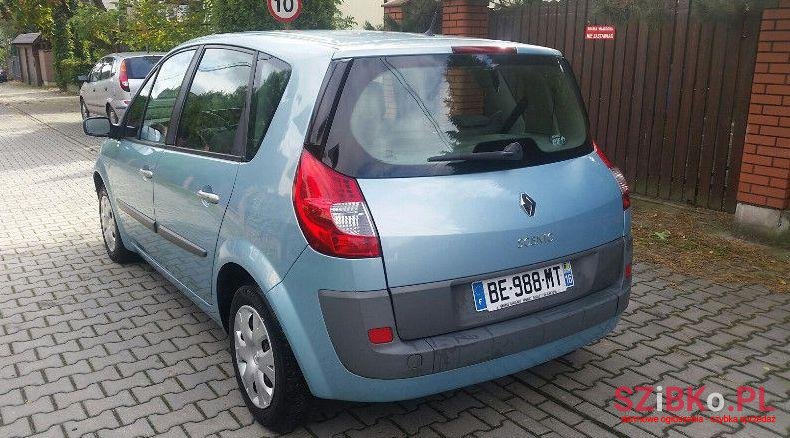 2007' Renault Scenic photo #2