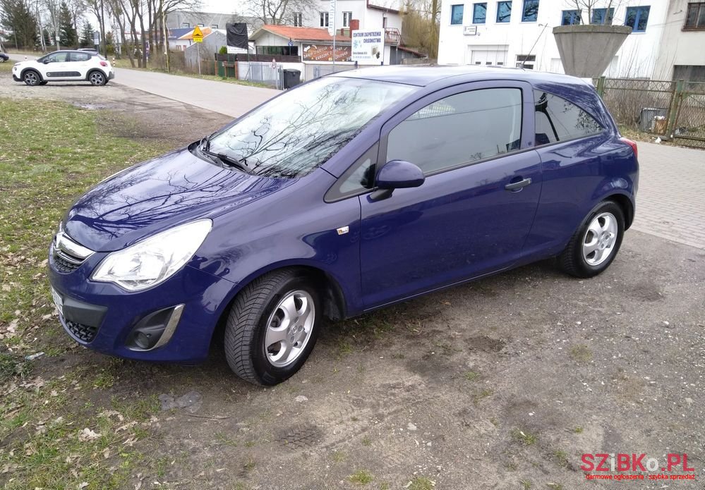 2012' Opel Corsa photo #1