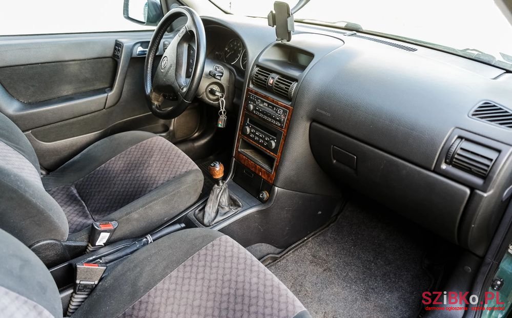 2001' Opel Astra Ii 1.6 Elegance photo #3