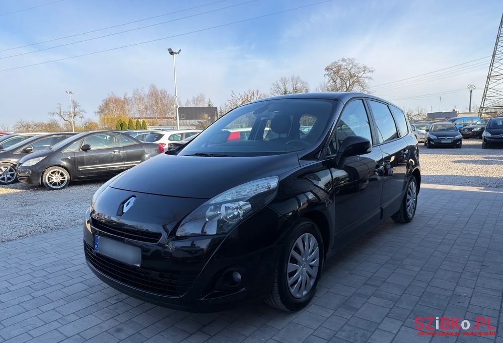 2009' Renault Grand Scenic photo #2