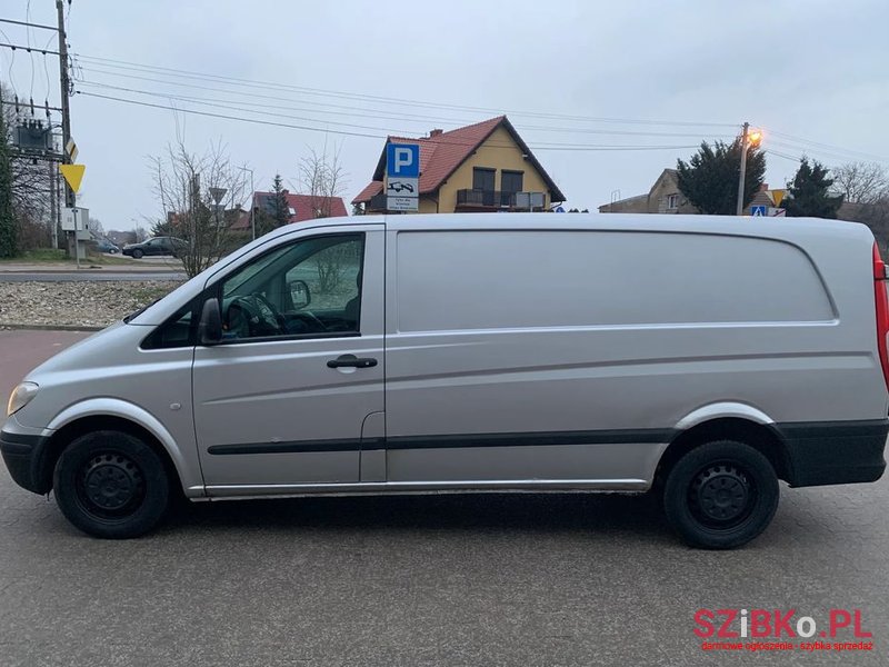 2004' Mercedes-Benz Vito photo #2