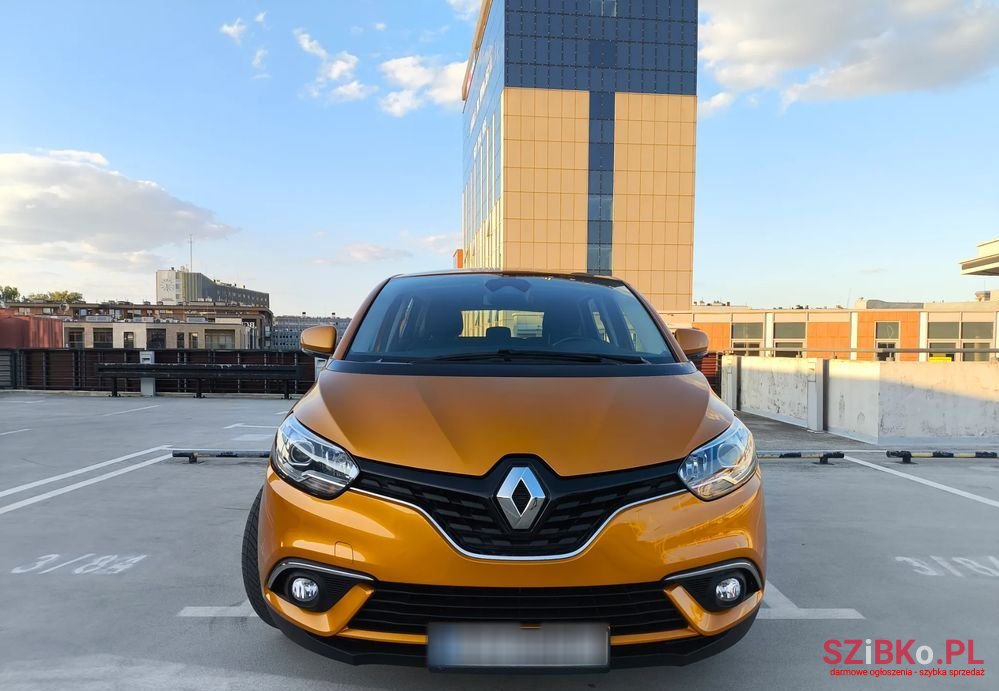 2017' Renault Scenic photo #2