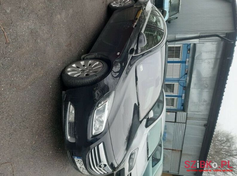 2009' Opel Insignia photo #1