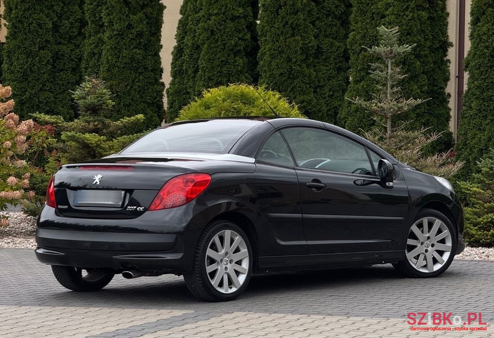 2007' Peugeot 207 1.6 Sport photo #2