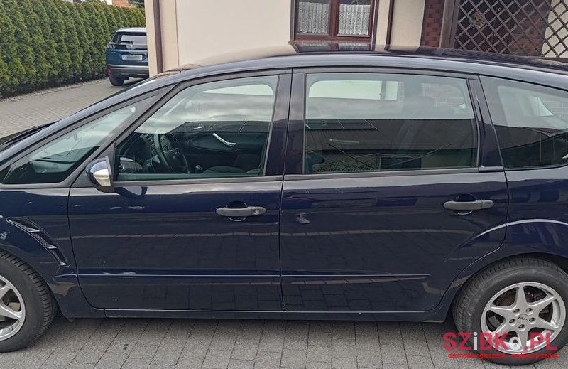 2007' Ford S-Max photo #2