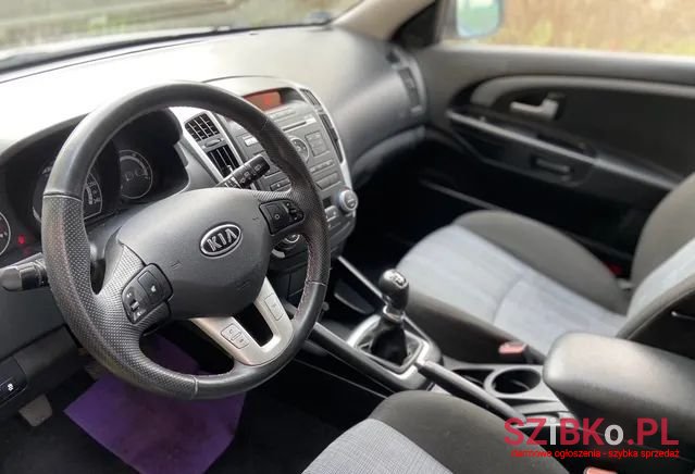 2011' Kia Ceed Comfort photo #6