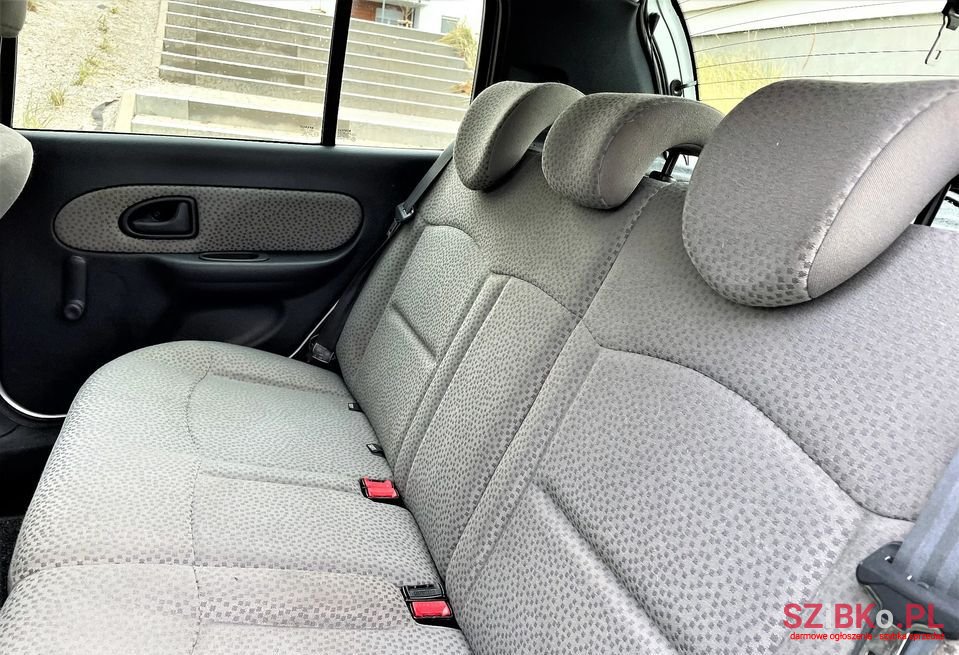 2006' Renault Clio photo #6