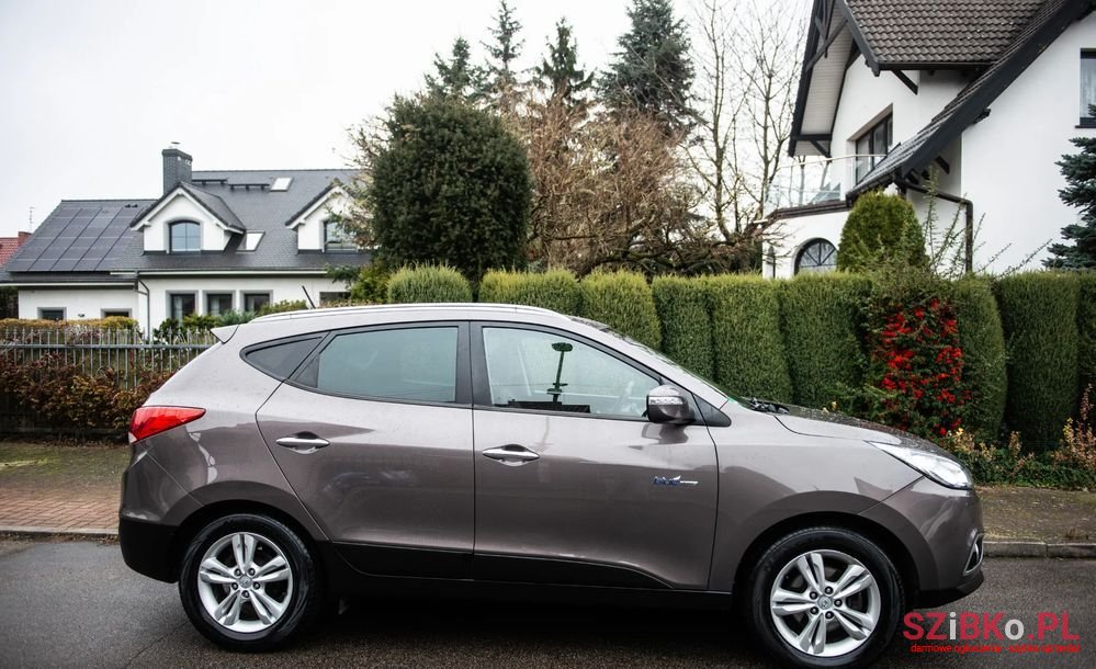 2012' Hyundai ix35 photo #5