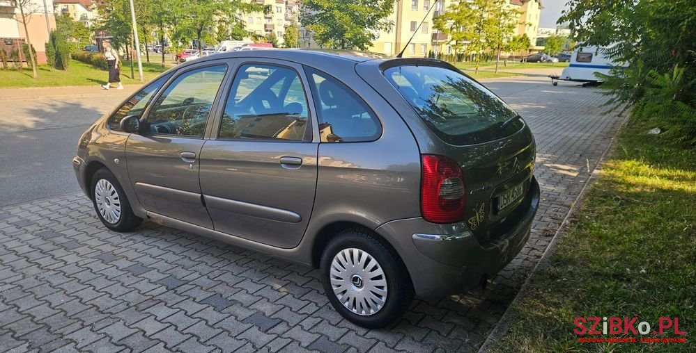 2008' Citroen Xsara Picasso photo #4
