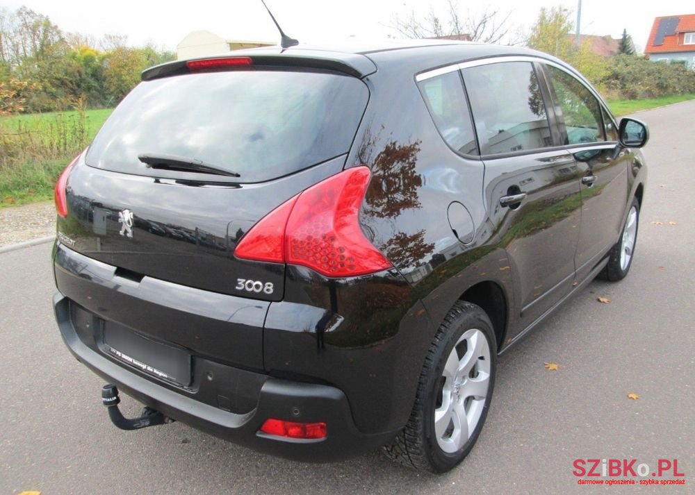 2010' Peugeot 3008 Premium photo #2