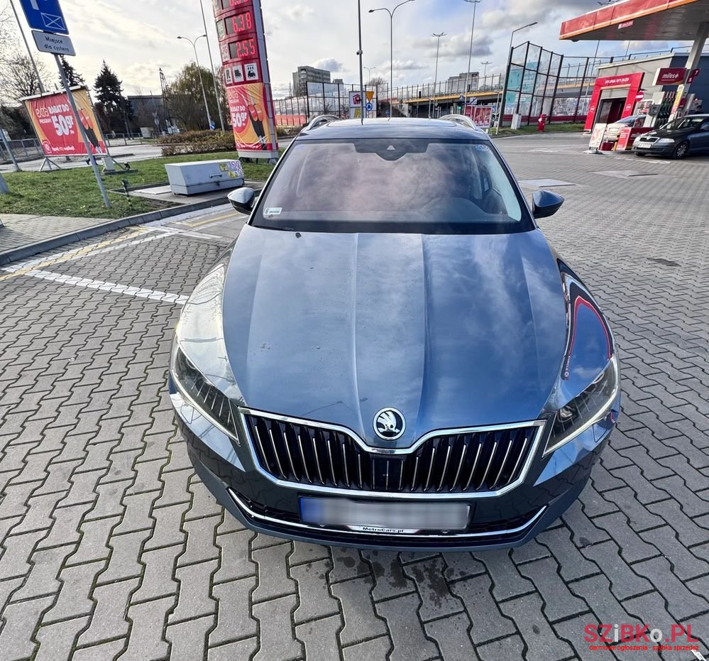 2017' Skoda Superb Combi photo #6