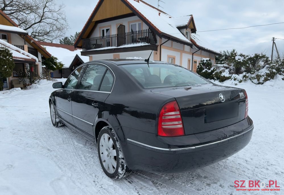 2004' Skoda Superb photo #5