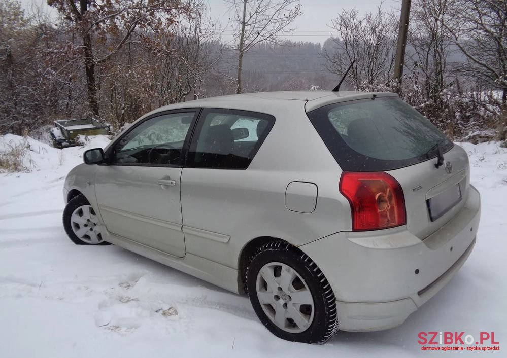 2004' Toyota Corolla photo #6