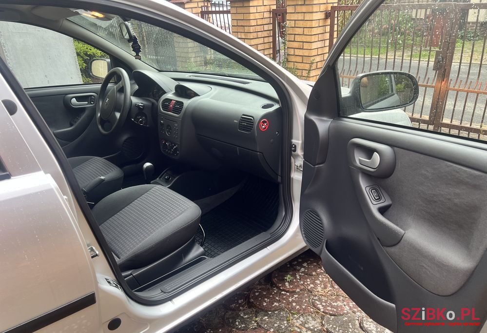 2003' Opel Corsa photo #6