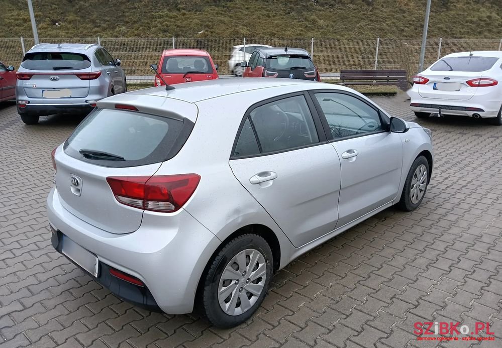 2017' Kia Rio 1.4 Crdi M photo #3