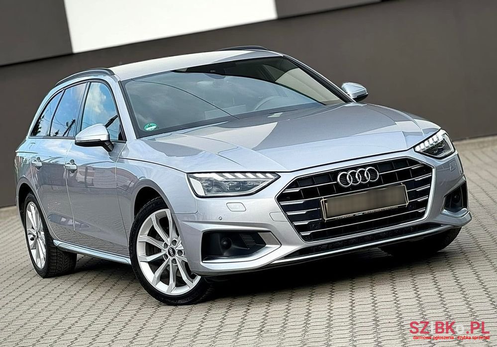 2021' Audi A4 Avant photo #2