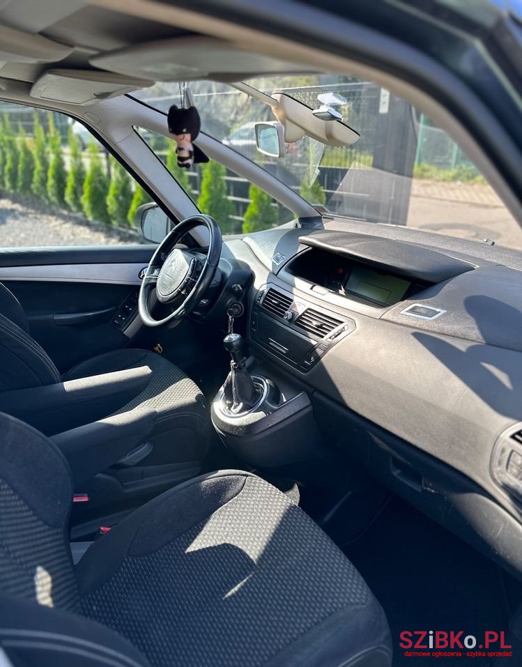 2007' Citroen C4 Picasso photo #6