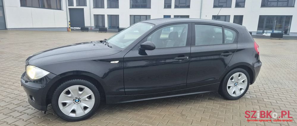 2006' BMW 1 Series photo #5