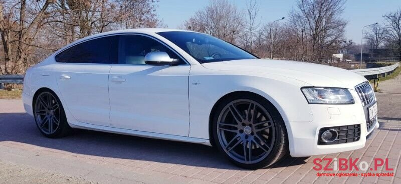 2010' Audi S5 photo #1